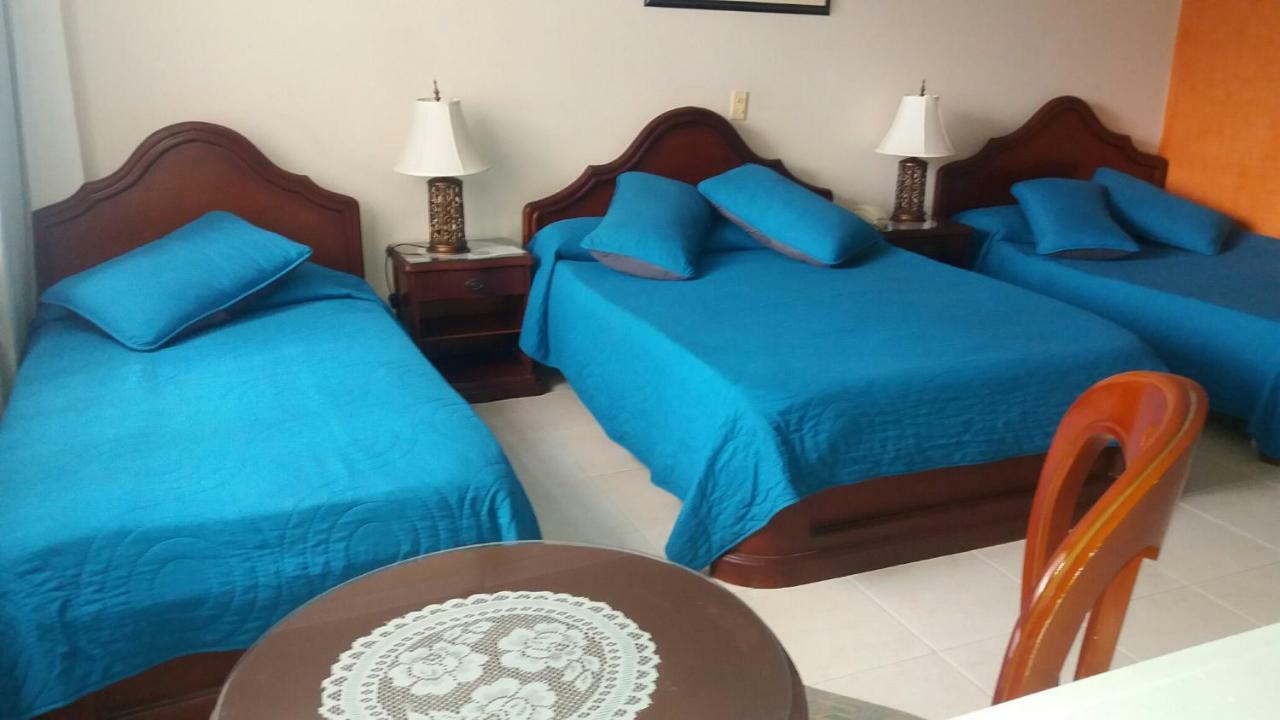 Hotel Costa Del Sol Фусагасуга Экстерьер фото